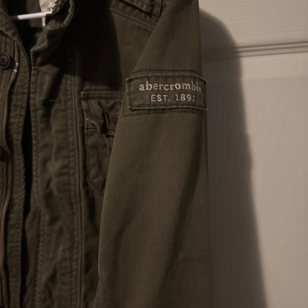Jacket - Picture 2 of 3